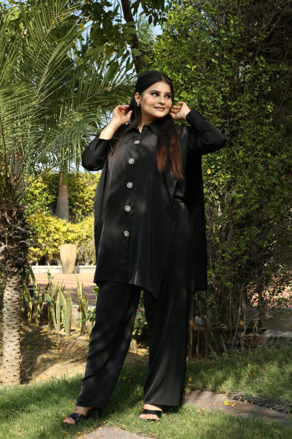 Noor - Image 2